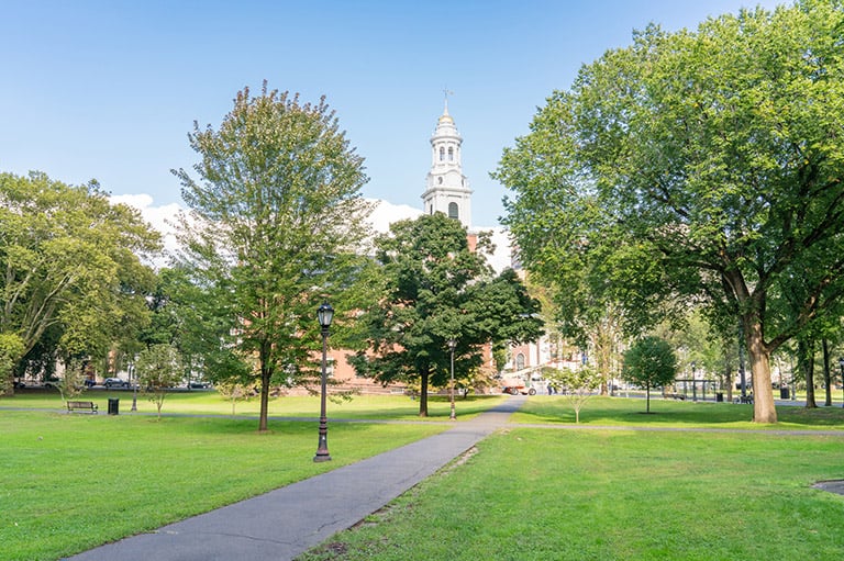 welcome-yale-university